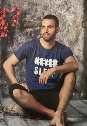 Pijama Bărbat Mâneca Scurtă cu Pantaloni Trei Sferturi – Model Never Sleep