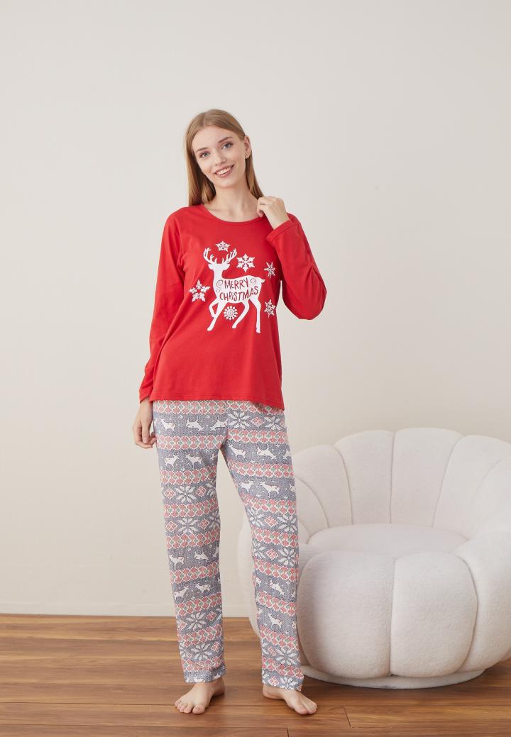 Pijamale Crăciun Damă – Model Ren Roșu