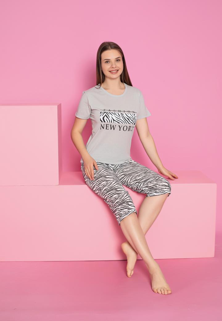 Pijama damă bumbac mânecă scurtă, pantalon 3/4 cu print Fashion New York