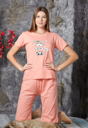 Pijama Damă Bumbac – Tricou și Pantaloni Trei Sferturi „Five More Minutes, Coral