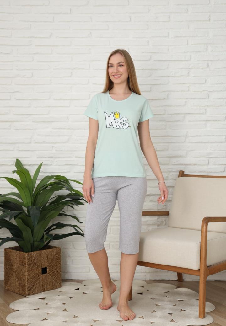 Pijama Dama cu Mâneca Scurtă și Pantaloni Trei Sferturi - Print MRS, Verde Deschis