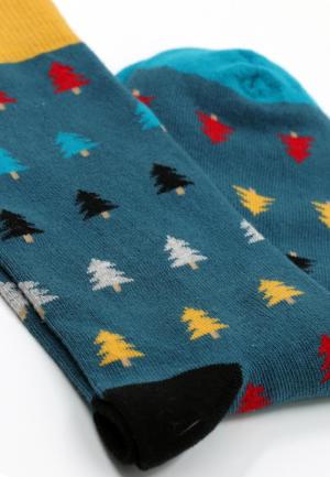 Șosete Bărbați Bumbac Organic – Model cu Brăduți, Fără Cusătură, Verde