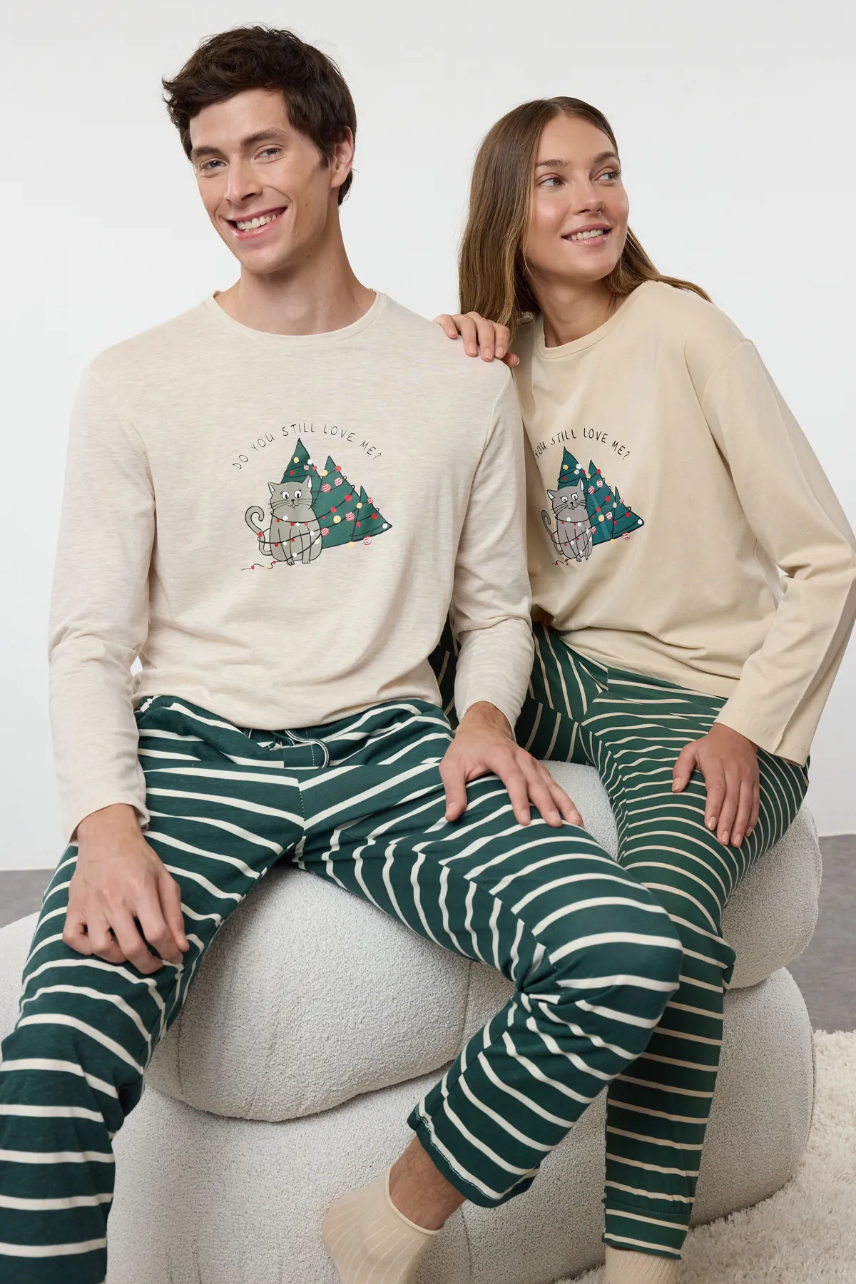 Pijamale, cămăși de noapte și halate practice și ușoare Recomandări pentru călătorii